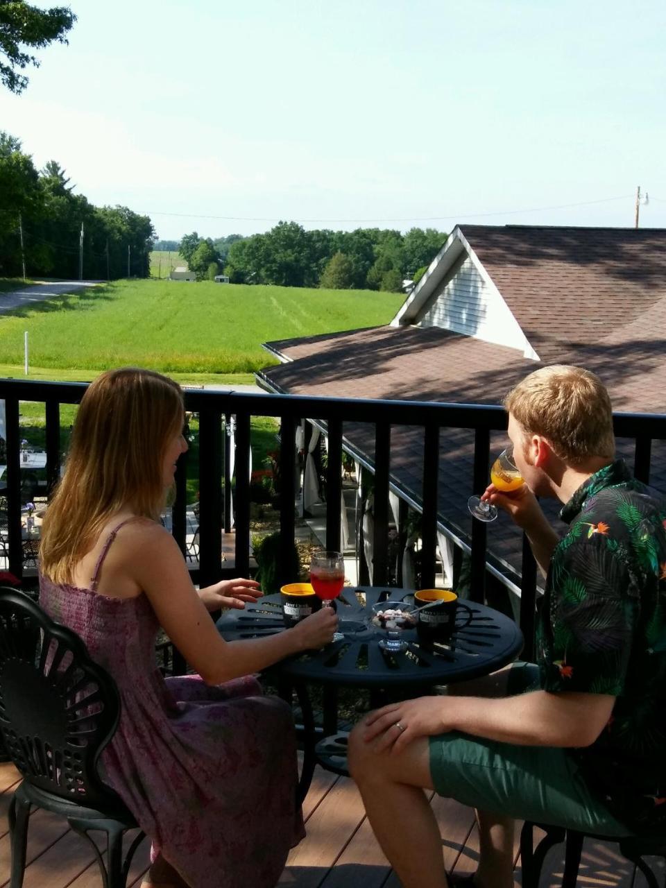 The Inn At Deer Creek Winery Shippenville Exterior foto